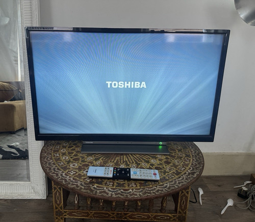 Toshiba 32w1333db 32in - 32w1333db, tv