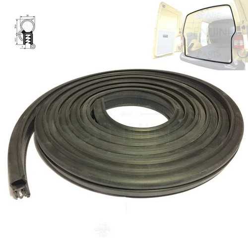 Rear tailgate aperture - rear,