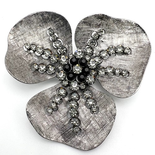 Vintage silver tone pansy - tone,
