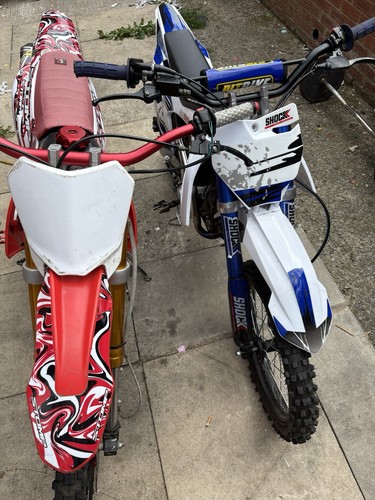 Pair pit bikes - pair, –