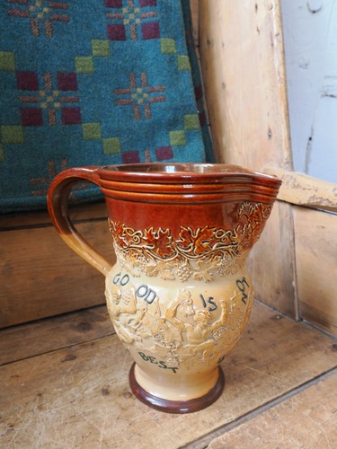Royal doulton pottery glazed - doulton,