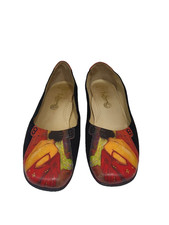 Icon Wearable Art Ballet Flats