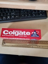 VINTAGE 1982 PLASTIC PENCIL CASE BOX PROMOTIONAL COLGATE TOOTHPASTE 18.5 X 4.5CM