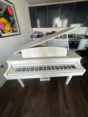 Baby yamaha grand piano - piano, ~