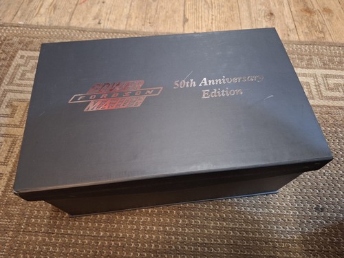 Universal hobbies 50th - 1/16,
