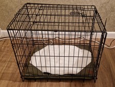 Great & Small Wire Pet Den Puppy Dog Crate barely used perfect condition