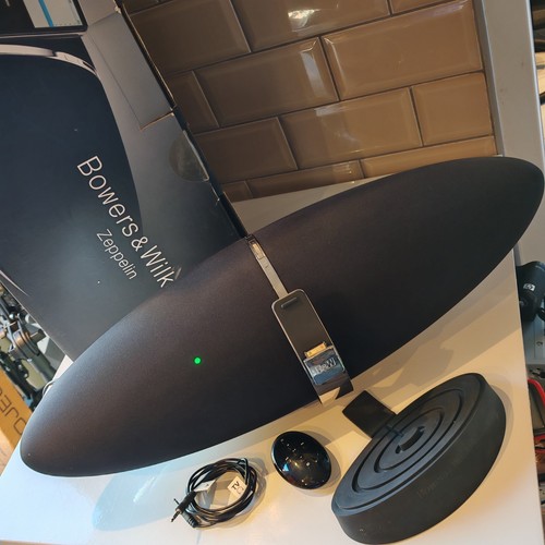 Bowers wilkins w zeppelin - bowers, b&w