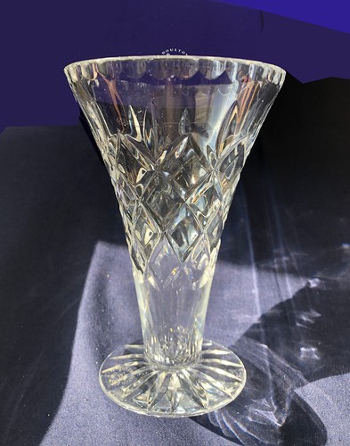 Royal doulton england trumpet - royal,