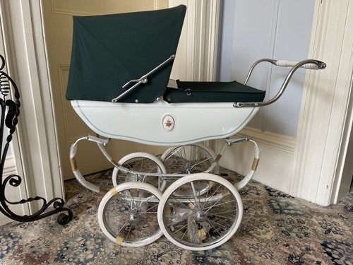 Silver cross dolls pram - silver, green