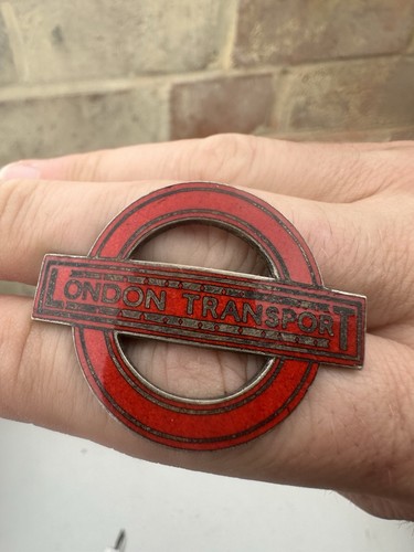 London transport vintage red - london,