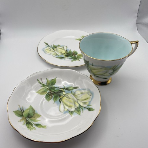 Roslyn fine bone china - roslyn, vintage