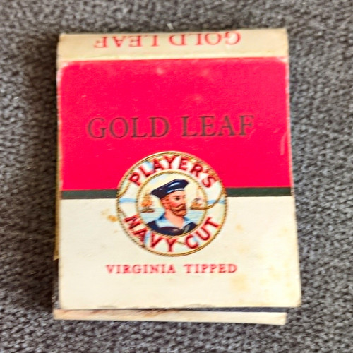 Vintage players gold leaf - ​vintage,