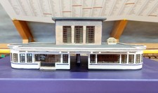 Bachmann 44-066 - Scenecraft Art Deco Station Building