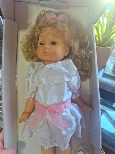 Götz girl doll blonde - girl, curly