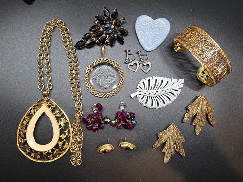 Vintage costume jewelry - vintage, 10