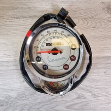 VESPA  speedo & cover, Vespa