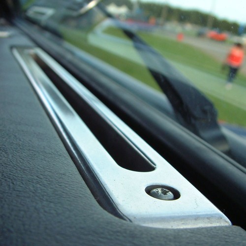 Pair aluminium dash top - of,