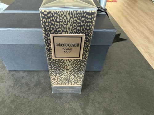 Roberto cavalli divine oud - oud, eau
