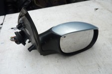 Peugeot 206 drivers Door /