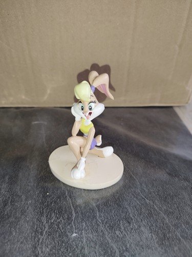 Lola bunny figure looney - looney, tunes