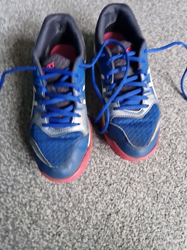 Asics netball trainers - size, 4