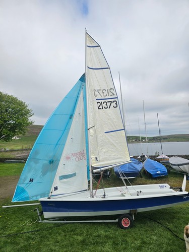 Laser 2000 sailing - dinghy,