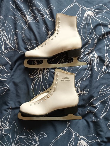 Vintage lake placid ice skates - lake,