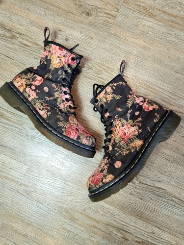 Martens womens boots 4 - martens,