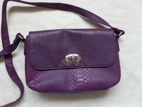 Laura ashley purple shoulder - laura,