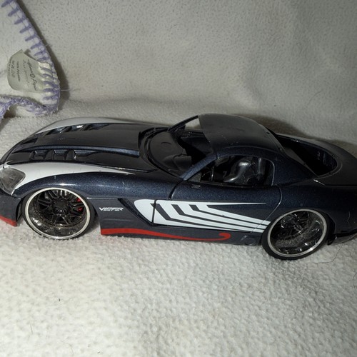 Jada 2008 dodge viper - jada,