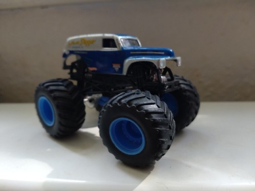 Hot wheels monster - hot,