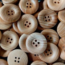 Natural wooden buttons