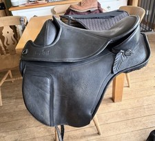 Barefoot Cherokee Saddle Size
