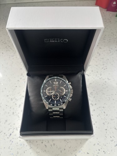 Seiko essentials ssb345p1 43mm - seiko,