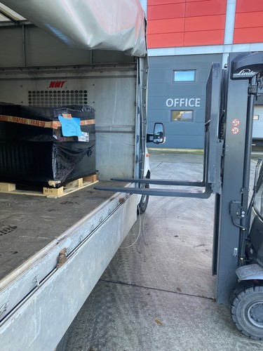 Curtainside body with tail - body,