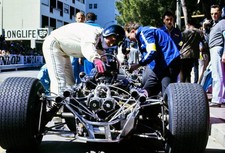 Dan Gurney and mechanics work his Eagle T1G Weslake Monaco GP Mon- Old Photo 1