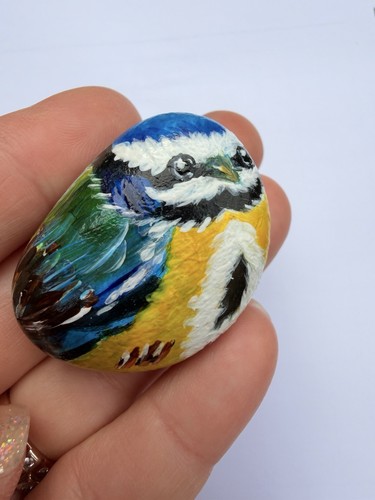 Hand painted tit stone - hand,