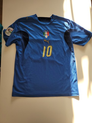 Totti italy national team - team,