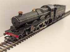 Airfix GWR 4073 Castle Class 4-6-0 Steam Locomotive – “Caerphilly Castle”