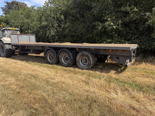 32ft straw trailer