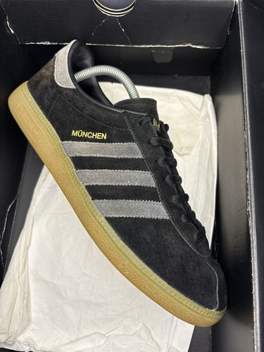 Size uk10 adidas originals - -,