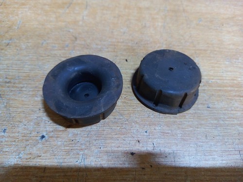 Yamaha ybr 125 tank rubbers - yamaha,