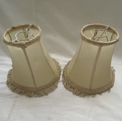 Pair cream clip - pair, bell