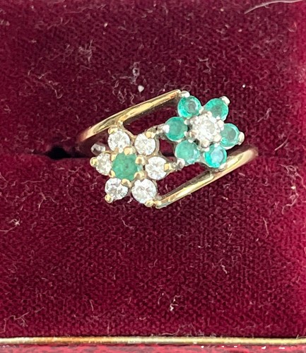 9ct gold emerald diamond - gold,