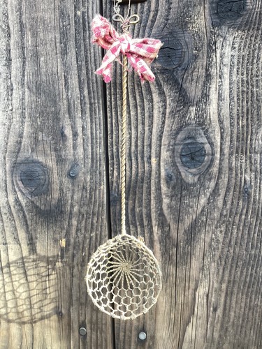 Small decorative primitive - decorative,