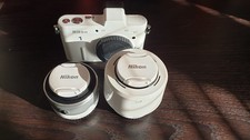 Nikon V1 Camera with 2 Lenses