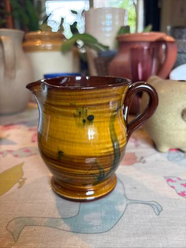 Michael pottery isle - pottery,