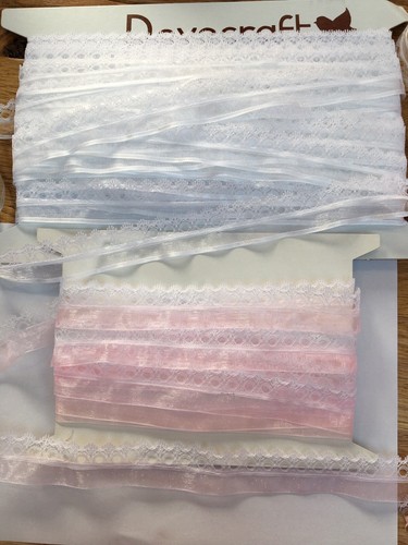 Narrow knitting slot lace - in,