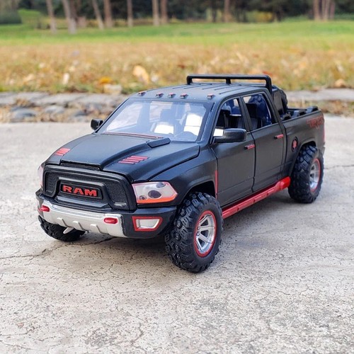 Diecast alloy pickup - 1:32,