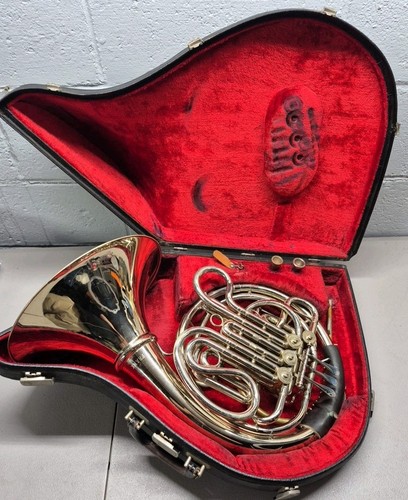 Vintage 1966 frank holton - frank, h177